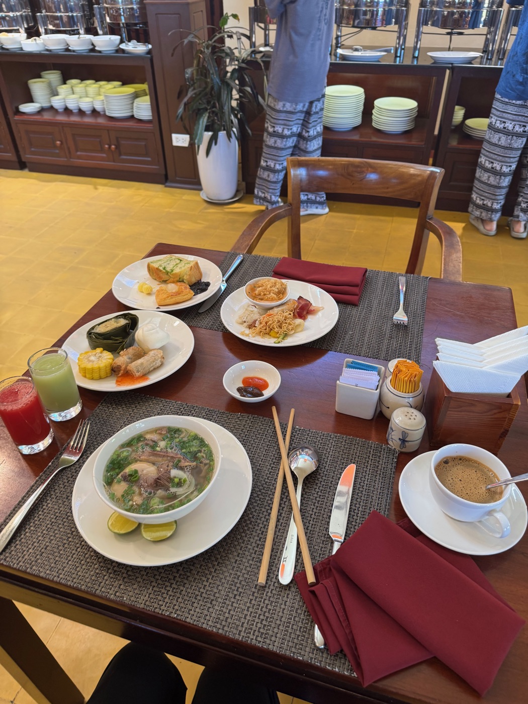 Breakfast at Ana Mandara